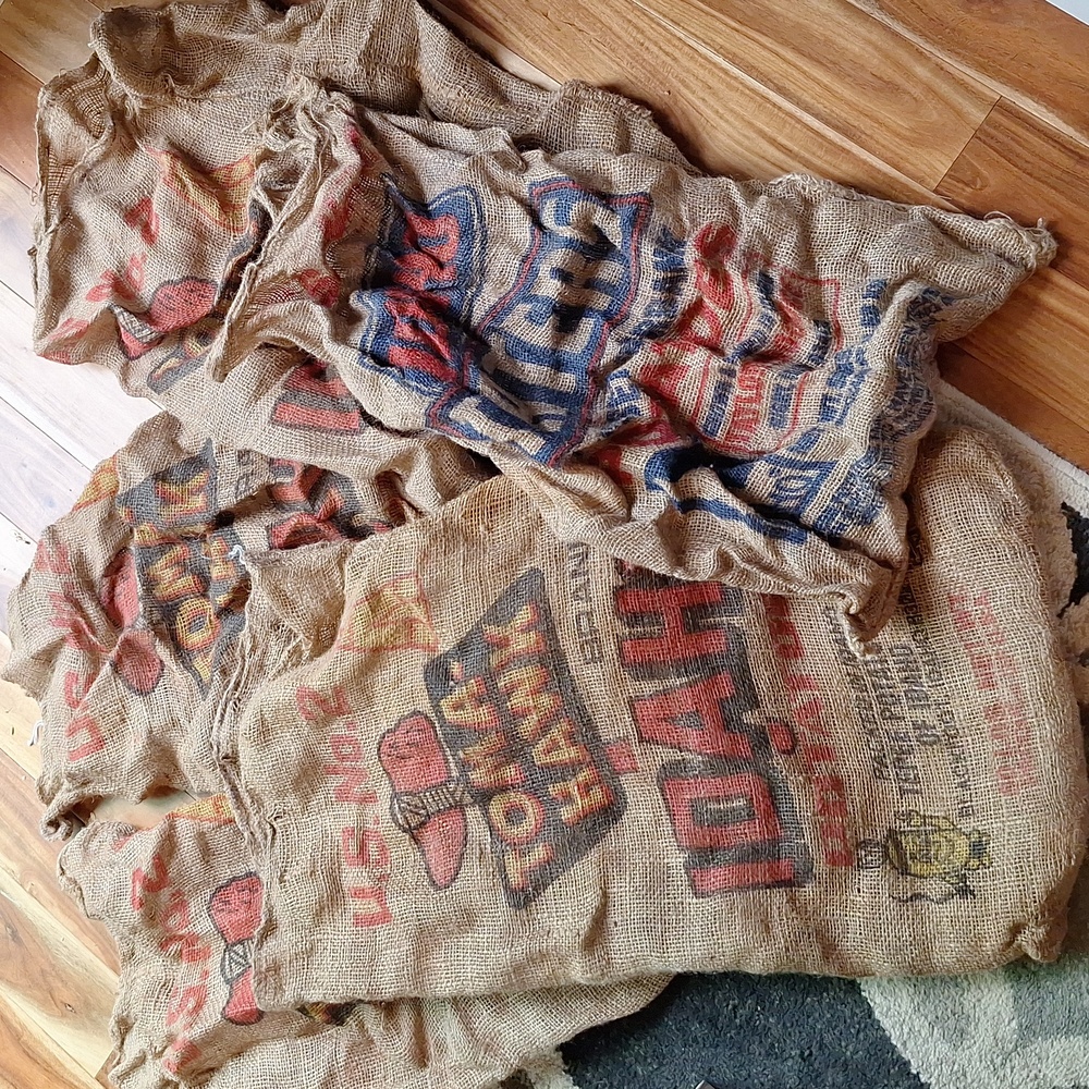 Set of 5 Idaho toma hawk  burlap potato sacks vintage